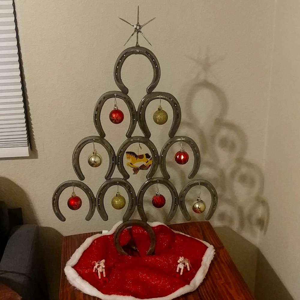 Rustic Western Christmas tree